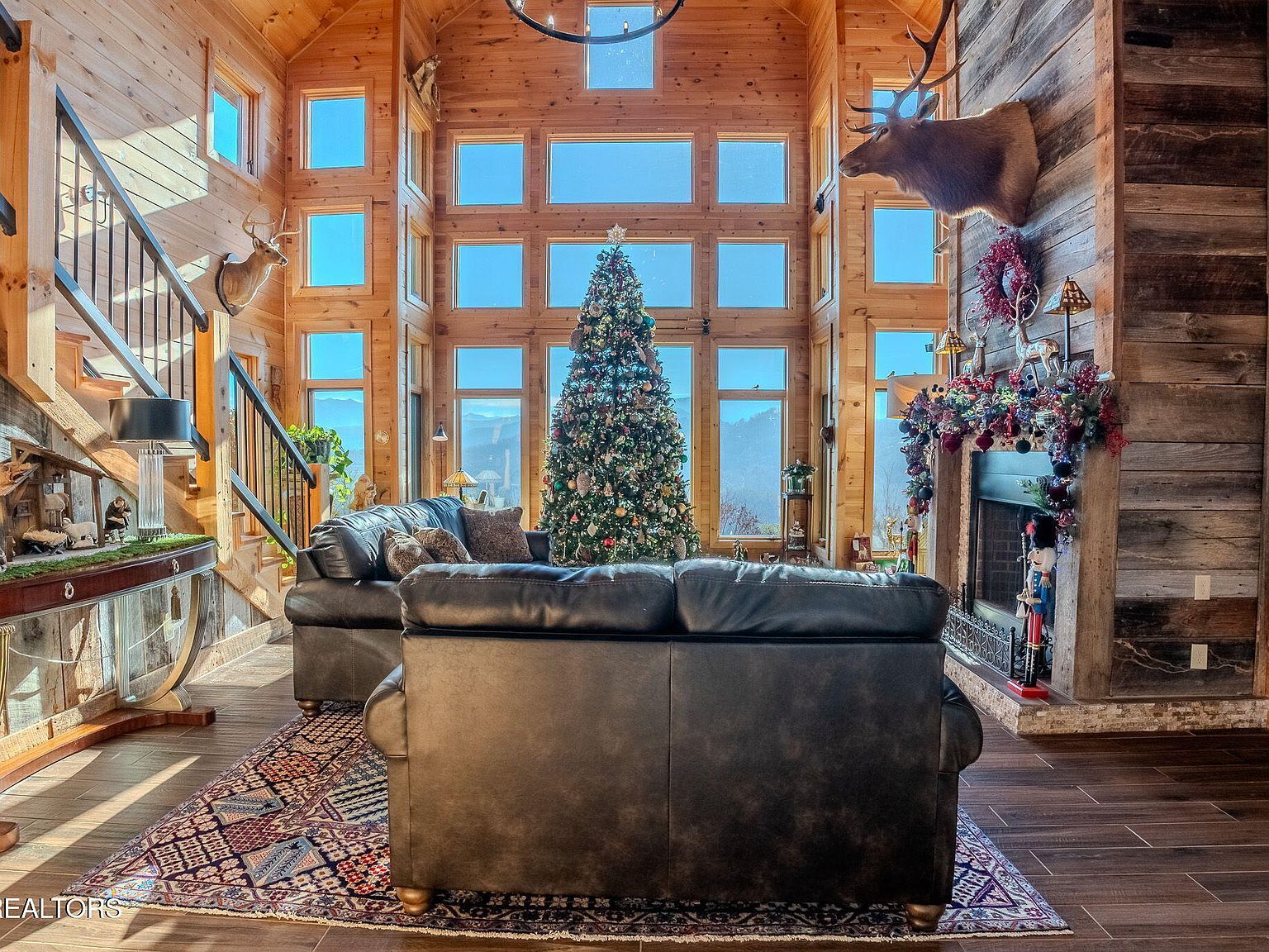 1642 Little Cove Rd Sevierville, TN 37862 - Thumbnail 4