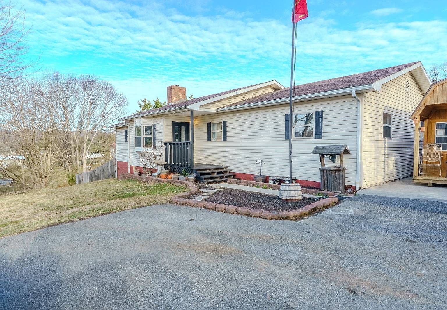 111 Rockwaller Ln Jacksboro, TN 37757 - Thumbnail 4