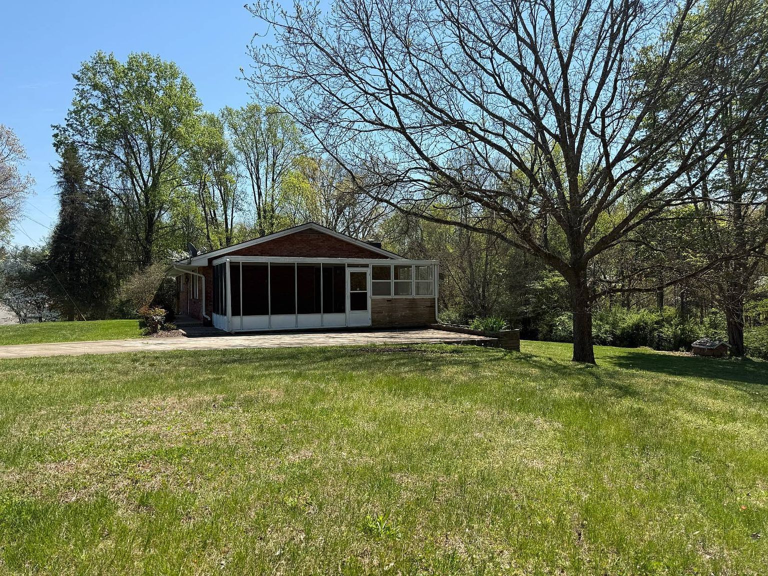 812 Redbud Dr Greeneville, TN 37743 - Thumbnail 4