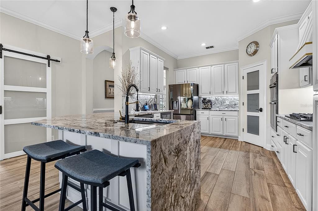 8411 Woburn Ct Windermere, FL 34786 - Thumbnail 4