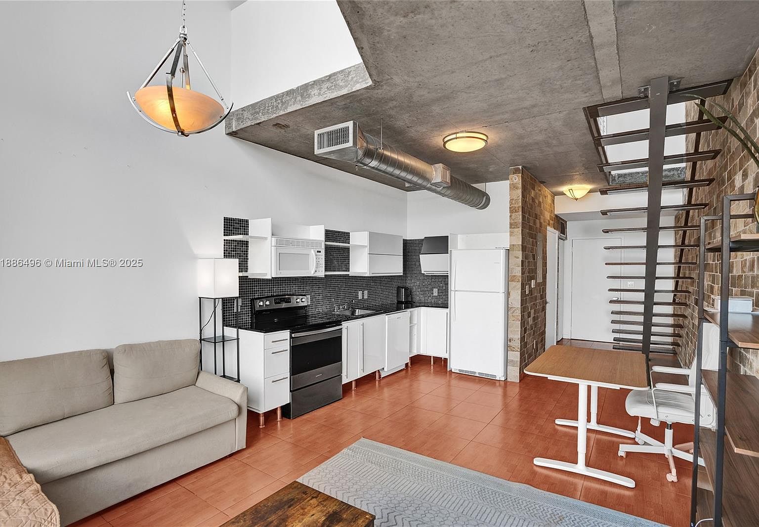 690 SW 1st Ct APT 1213 Miami, FL 33130 - Thumbnail 4