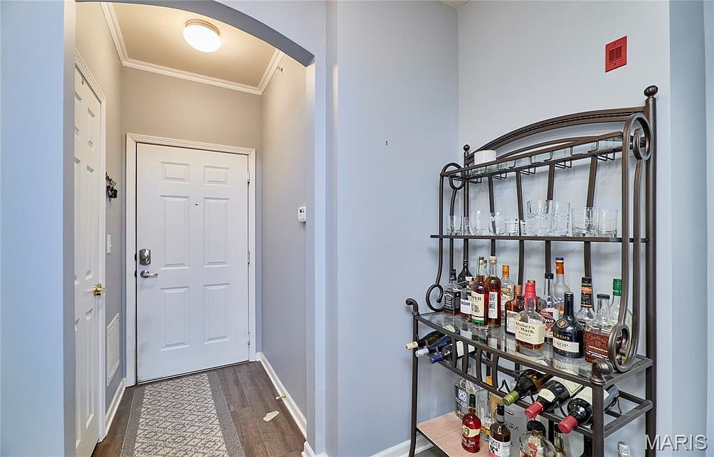 37 Kassebaum Ln APT 203 Saint Louis, MO 63129 - Thumbnail 4