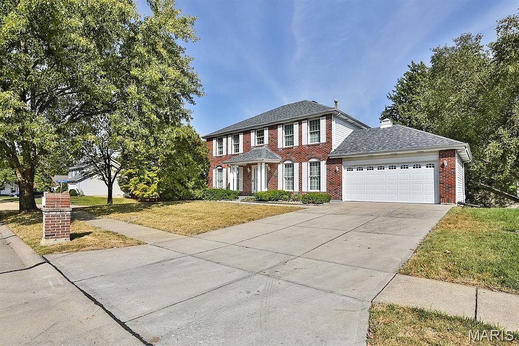 2922 Diekamp Farm Trl Saint Charles, MO 63303 - Thumbnail 4