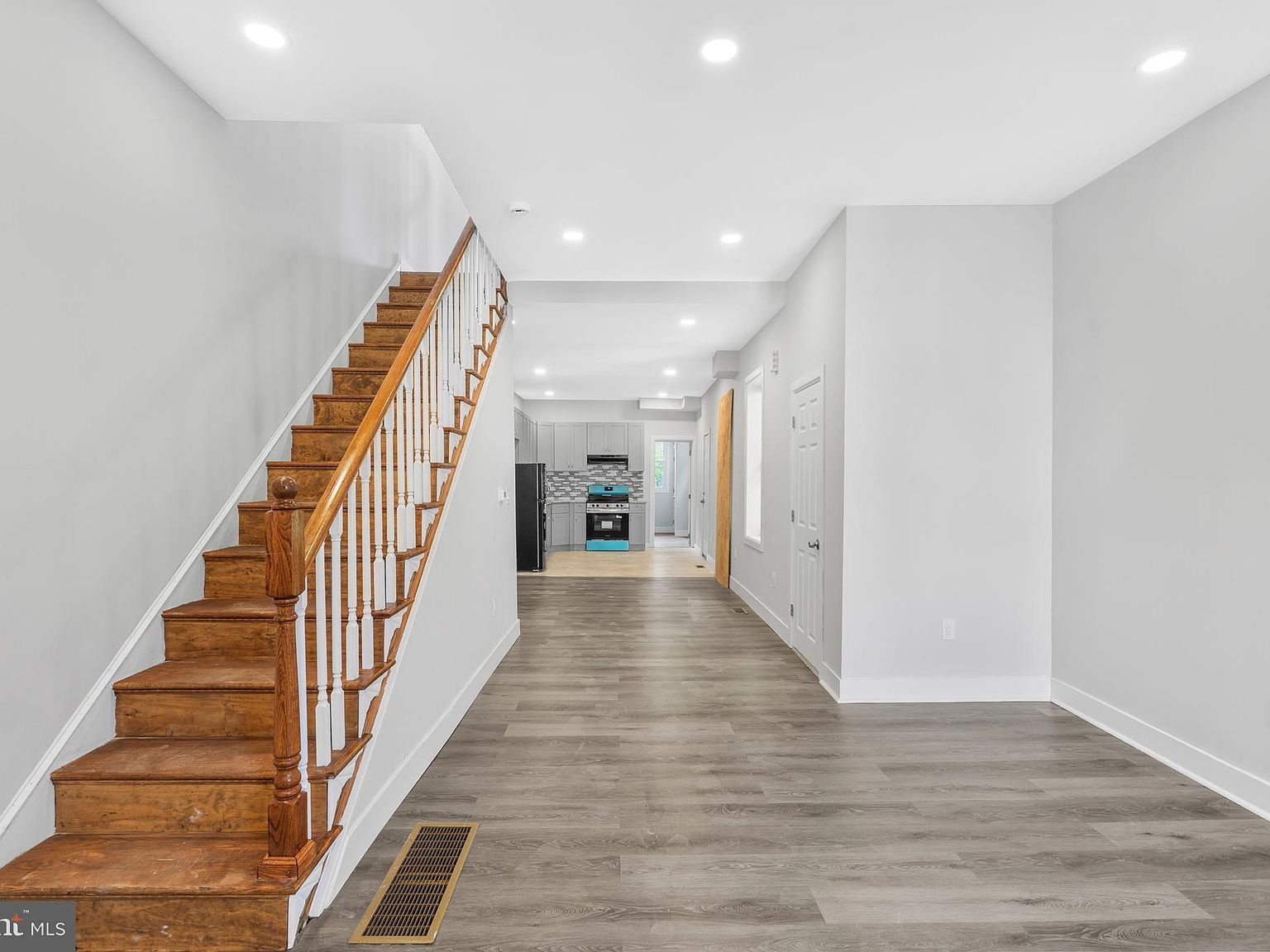 2418 N 16th St Philadelphia, PA 19132 - Thumbnail 4