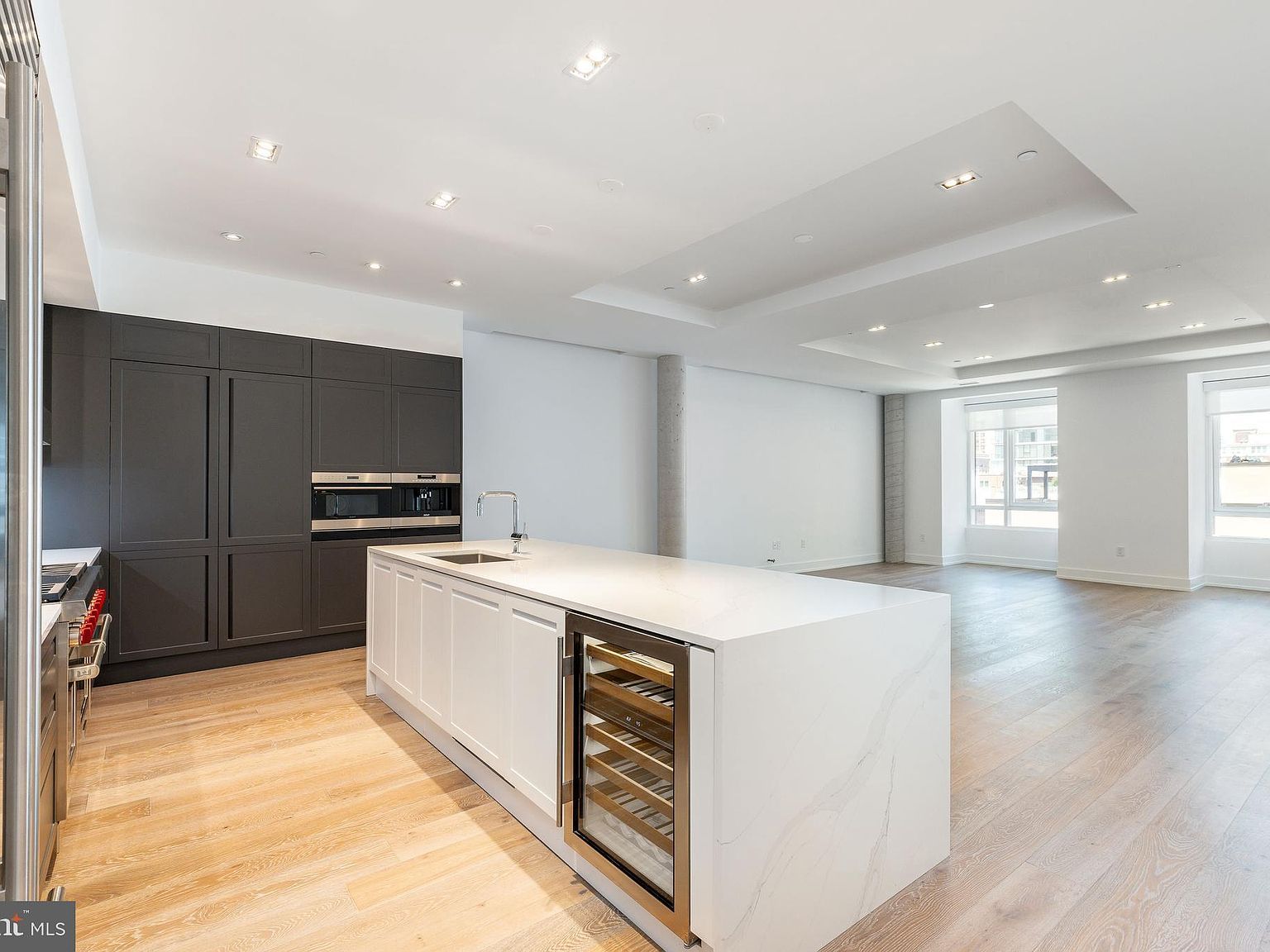 2108 Walnut 10 St #401 Philadelphia, PA 19103 - Thumbnail 4