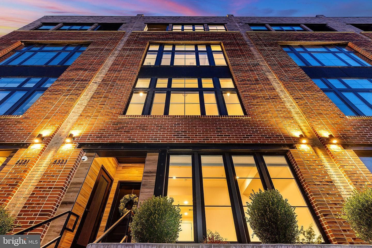 4523 Riverside Way Philadelphia, PA 19127 - Thumbnail 4