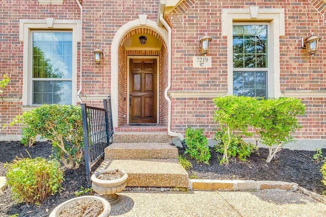 7219 Comal Dr Irving, TX 75039 - Thumbnail 4