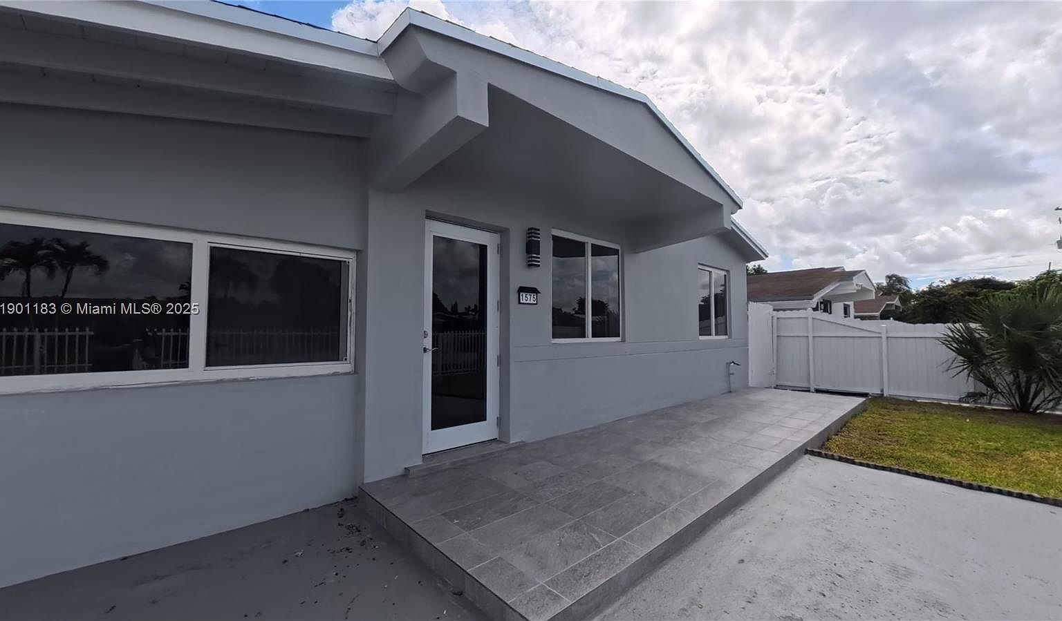 1575 W 6th Ave Hialeah, FL 33010 - Thumbnail 4