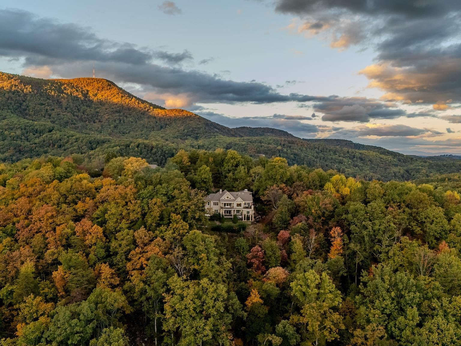 94 Eagle Rock Rd Landrum, SC 29356 - Thumbnail 4