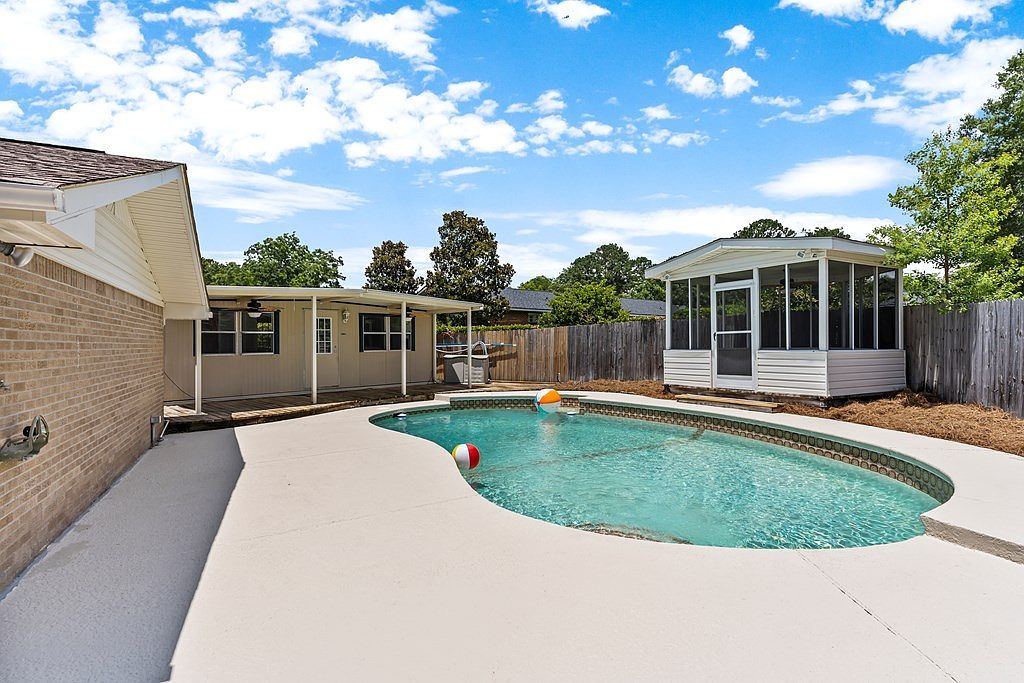 601 Lakewood Dr Dothan, AL 36301 - Thumbnail 4