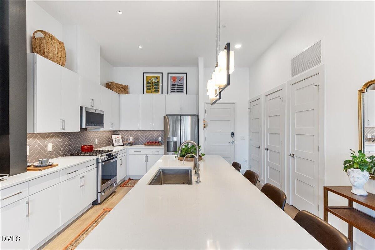 120 Mosaic Blvd #306 Pittsboro, NC 27312 - Thumbnail 4