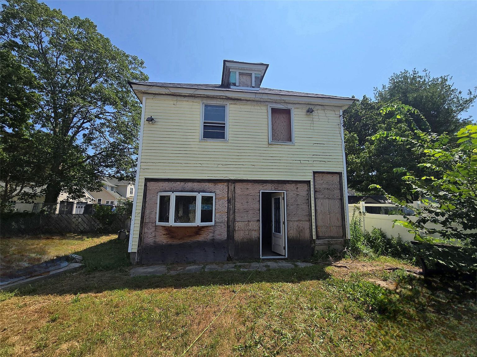 31 Union Ave Patchogue, NY 11772 - Thumbnail 4