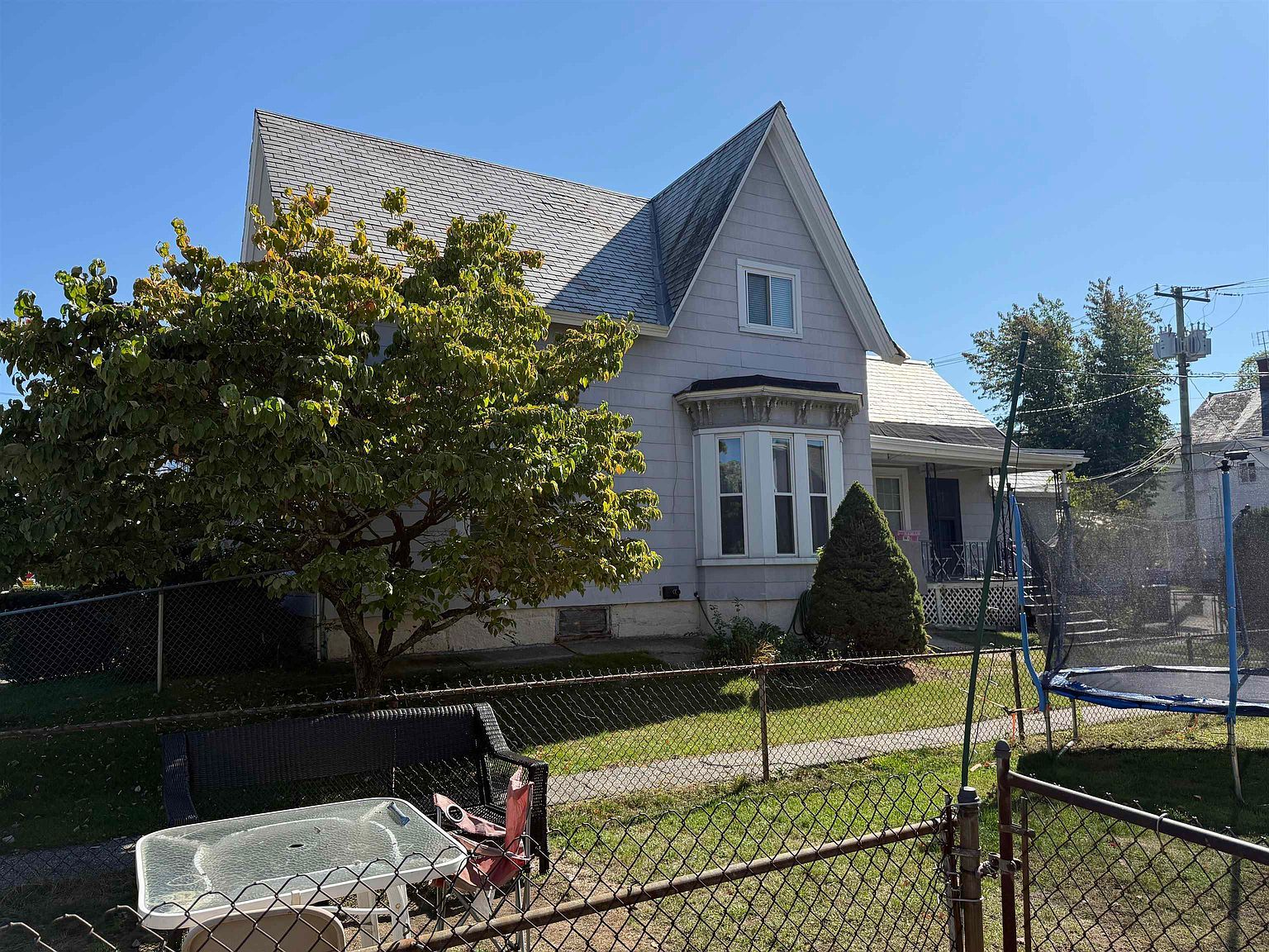 61 Prospect St Manchester, NH 03104 - Thumbnail 4