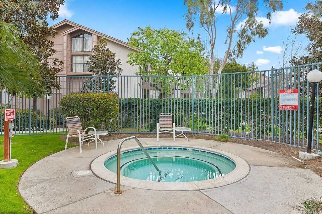 26701 QUAIL CREEK CIRCLE Dr # 220, Laguna Hills, CA, 92653 - Thumbnail 4