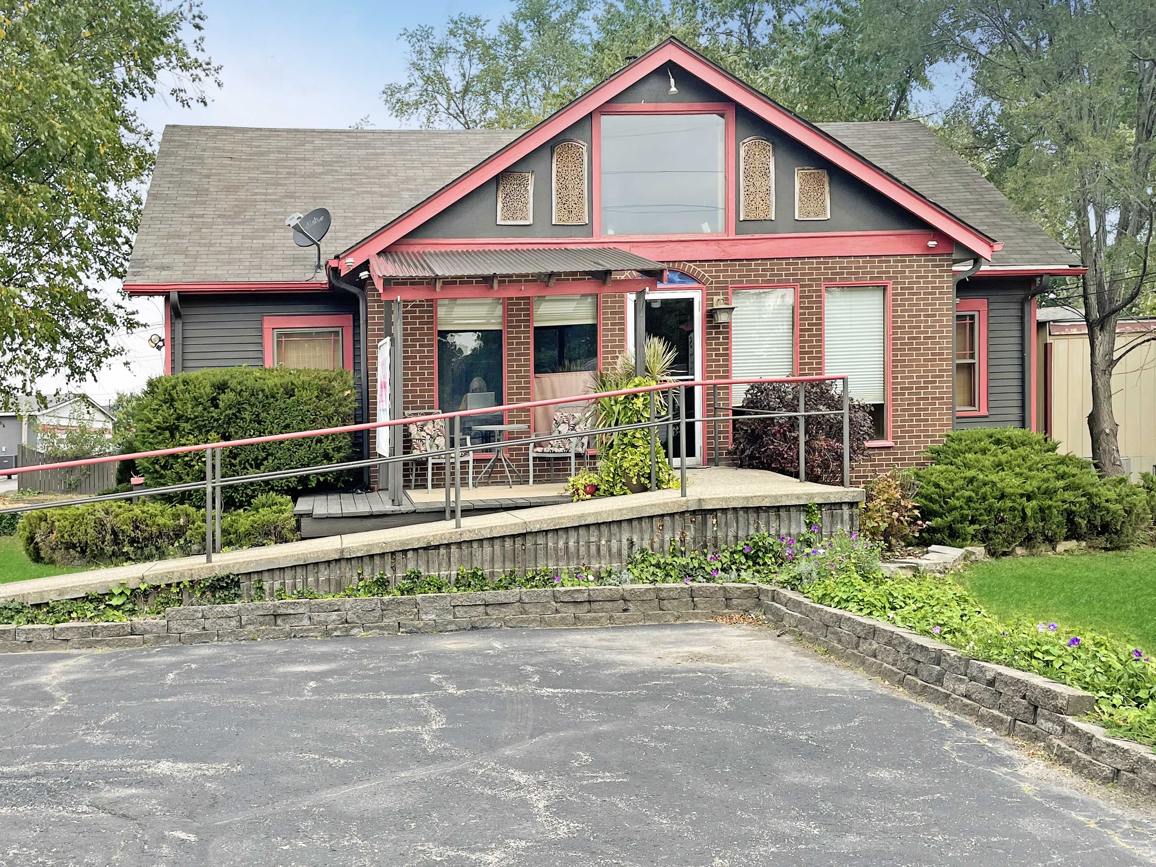 2210 East 10th Street, Anderson, IN, USA, 46012 - Thumbnail 4