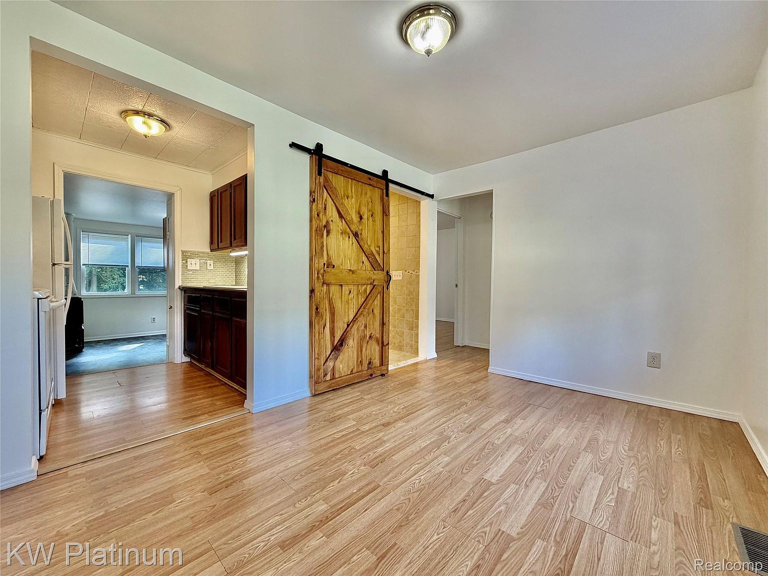 6493 Benoit Rd Algonac, MI 48001 - Thumbnail 4