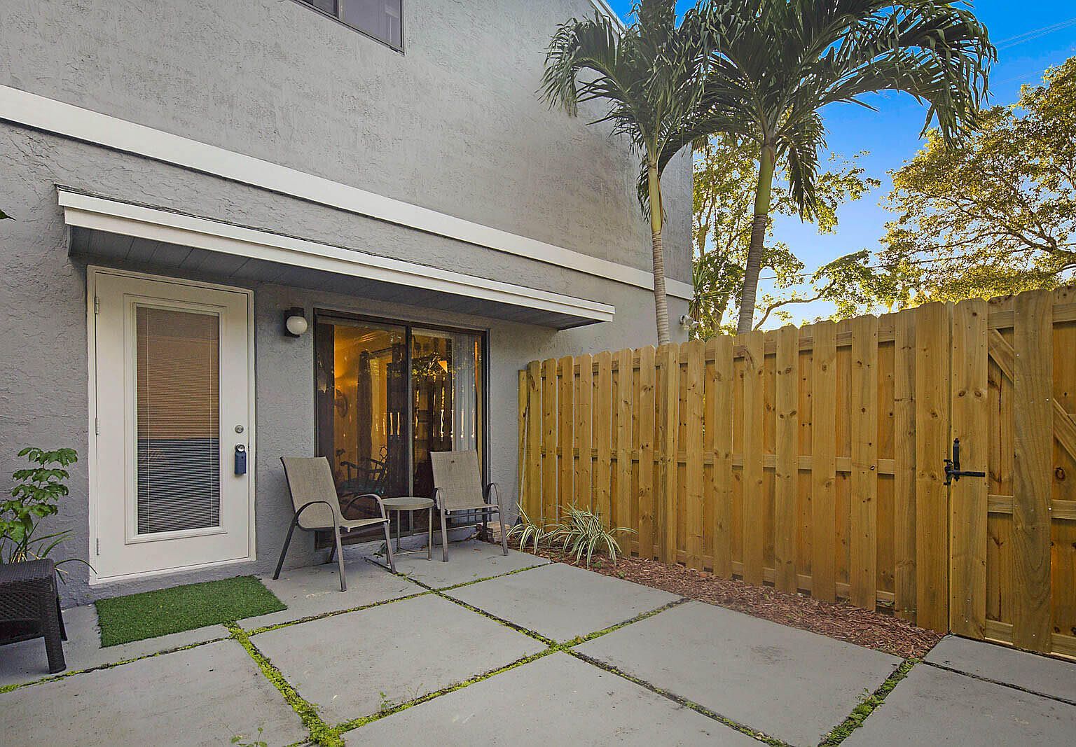 30 Crossings Cir APT B Boynton Beach, FL 33435 - Thumbnail 4