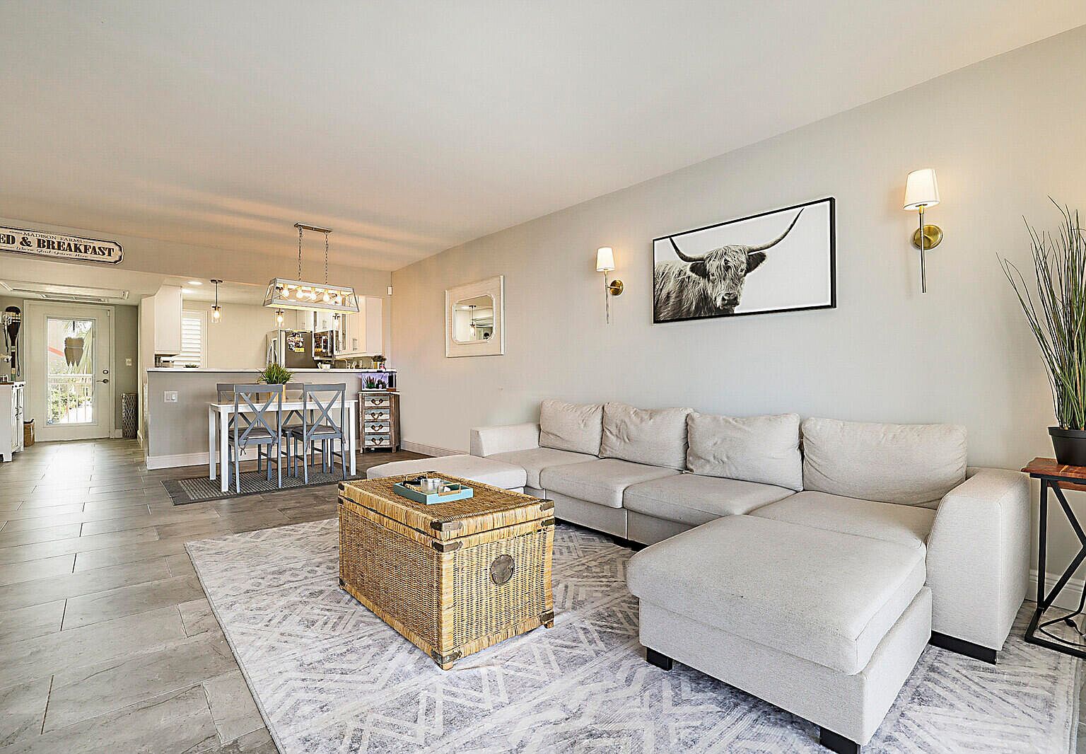 3180 NE 48th Ct APT 210 Lighthouse Pt, FL 33064 - Thumbnail 4