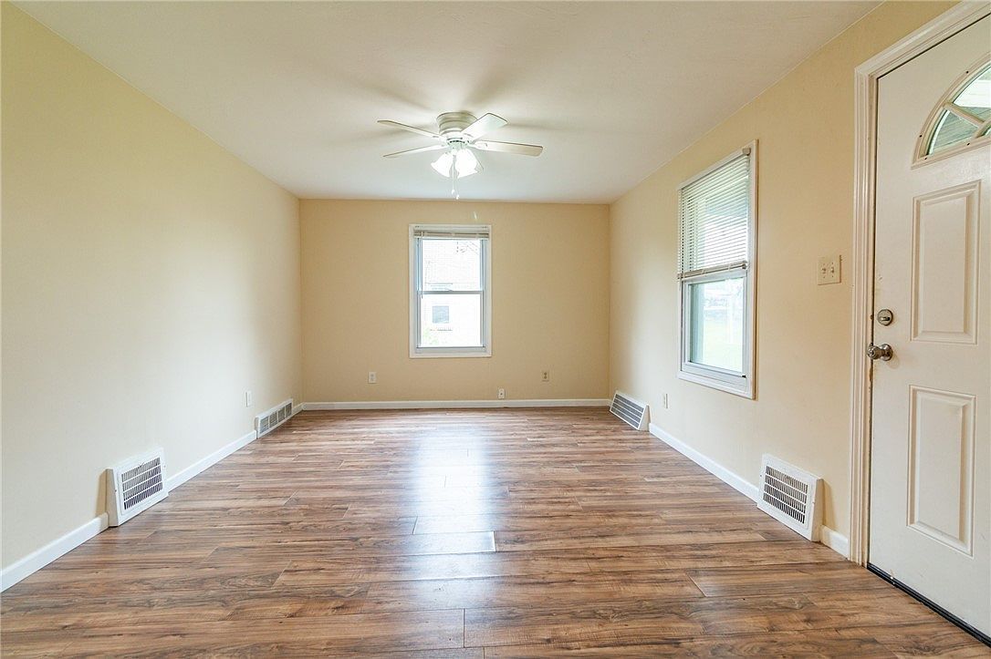 314 Fort Couch Rd Pittsburgh, PA 15241 - Thumbnail 4