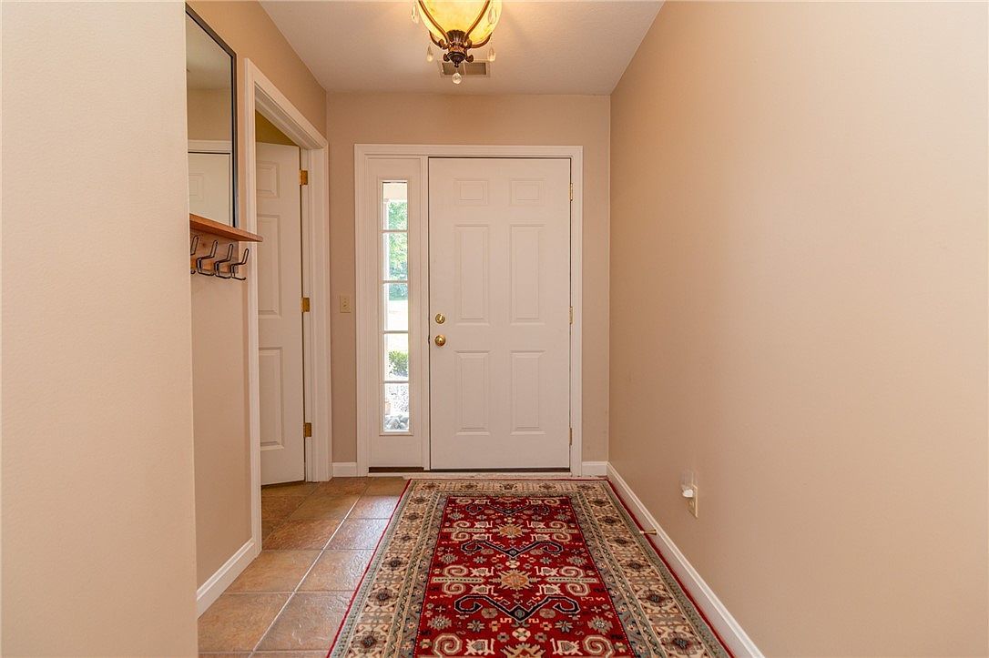 138 Abbey Rd New Castle, PA 16105 - Thumbnail 4