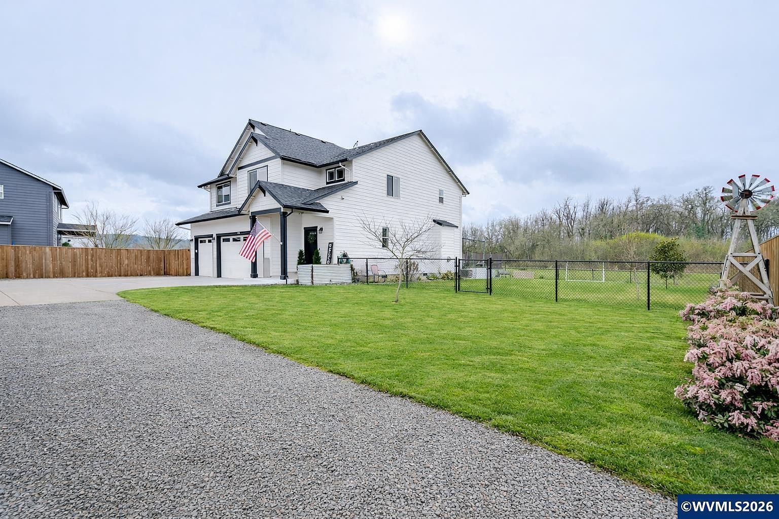 2998 NE Mosey Ave Albany, OR 97321 - Thumbnail 4