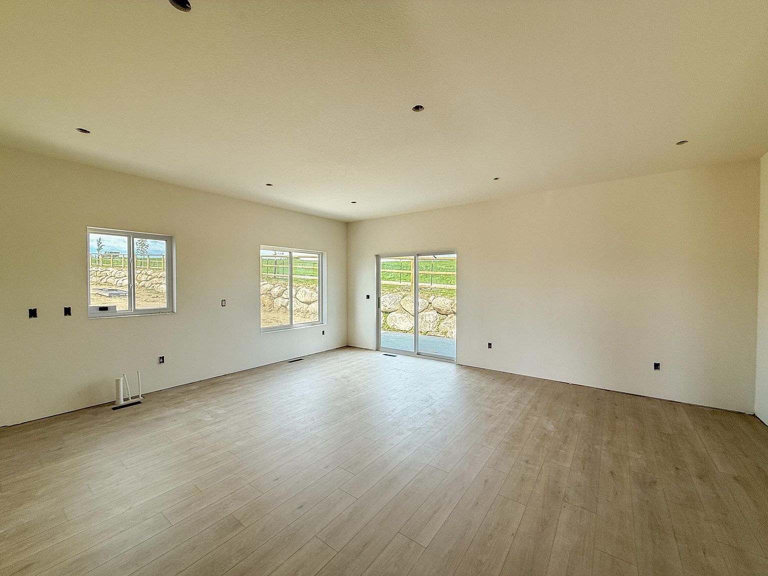 2984 Pine Hills Dr Sheridan, WY 82801 - Thumbnail 4