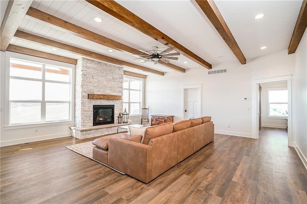 505 W Summit St Lucas, IA 50151 - Thumbnail 4