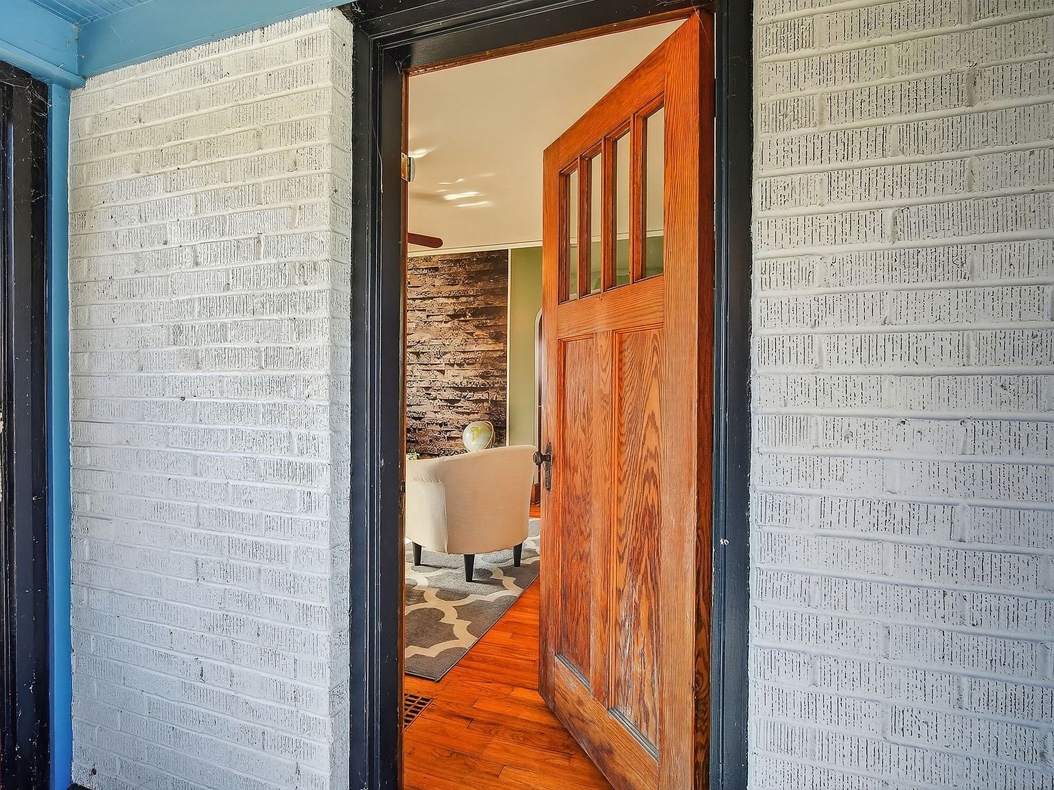 2208 38th St Des Moines, IA 50310 - Thumbnail 4