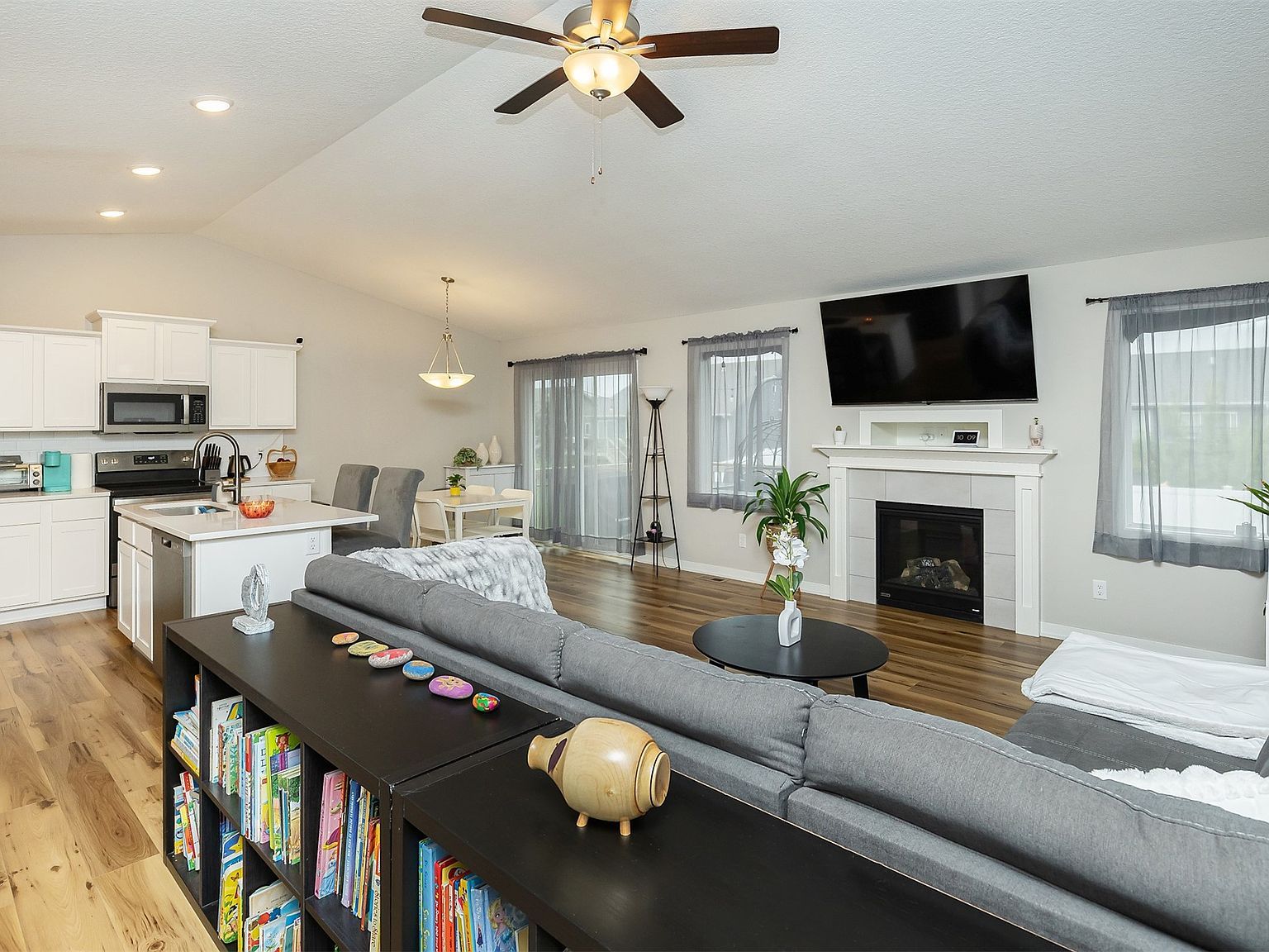 1225 Cedar St Waukee, IA 50263 - Thumbnail 4