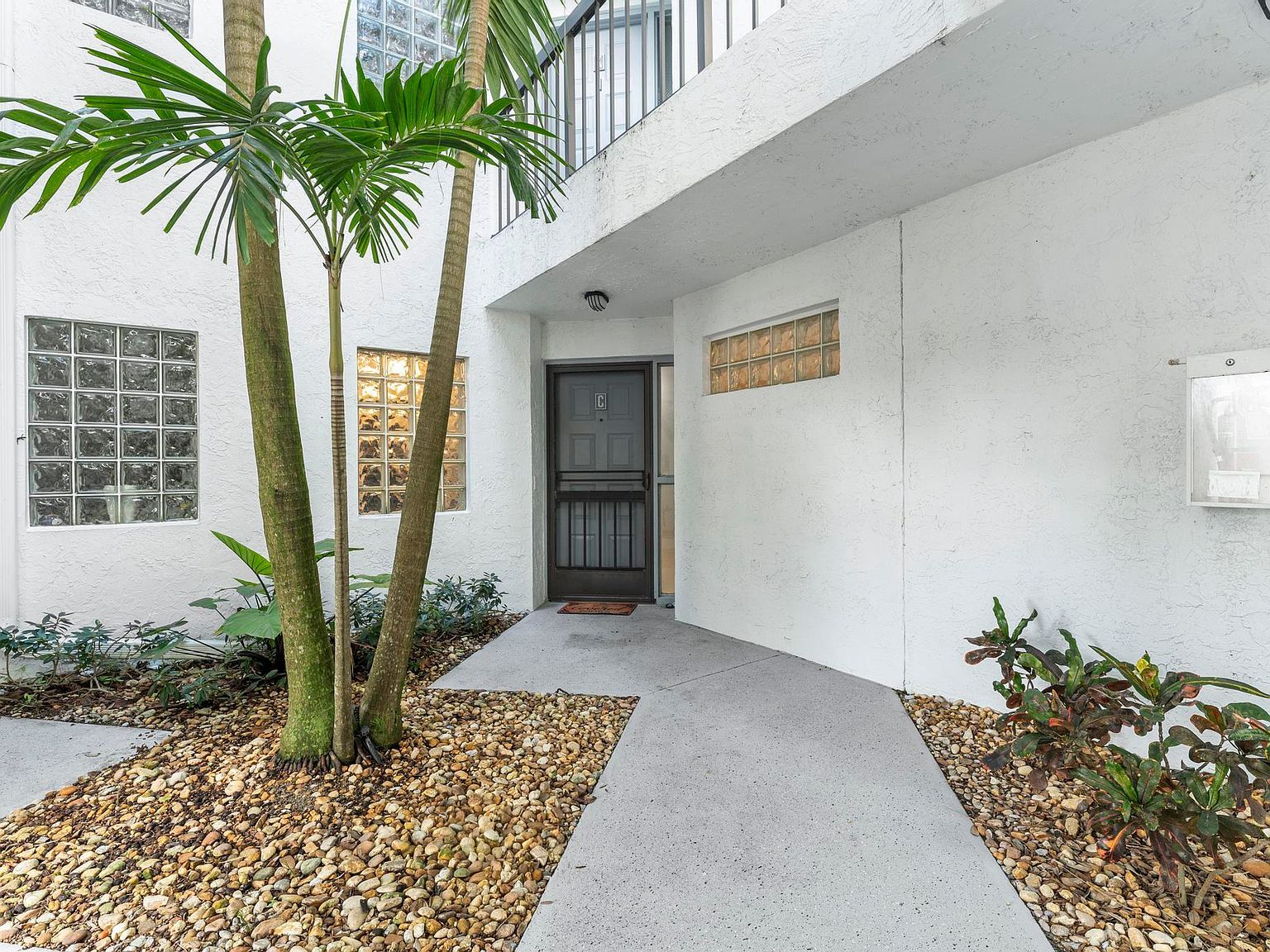 5415 Verona Dr APT C Boynton Beach, FL 33437 - Thumbnail 4