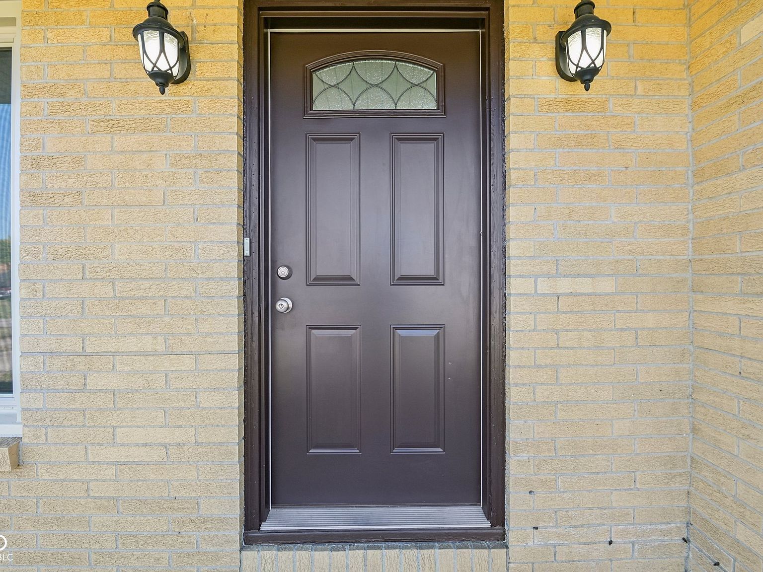 311 Fall Creek Dr Anderson, IN 46013 - Thumbnail 4