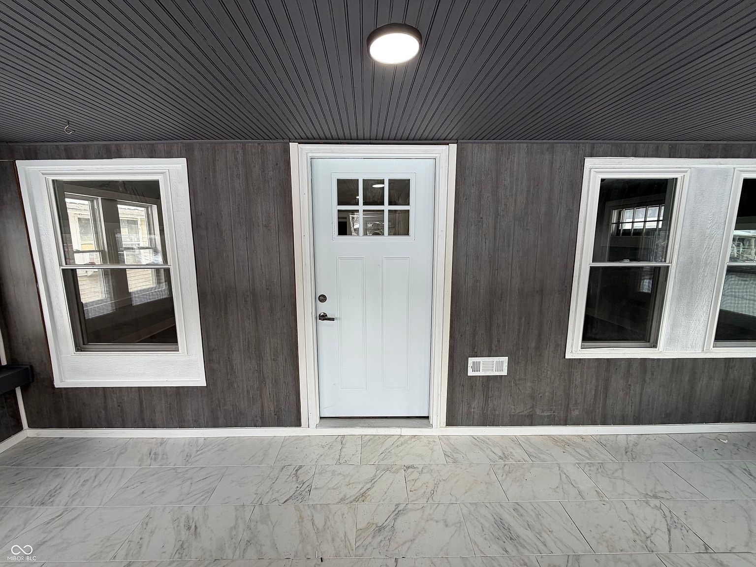 105 N Sheffield Ave Indianapolis, IN 46222 - Thumbnail 4