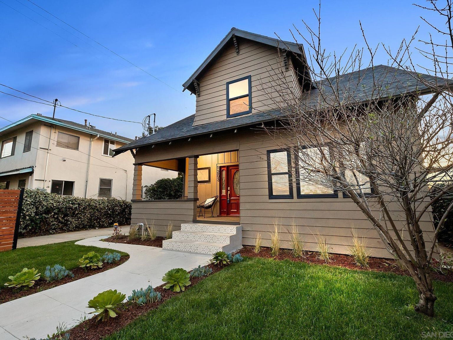 1203 N Normandie Ave Los Angeles, CA 90029 - Thumbnail 4