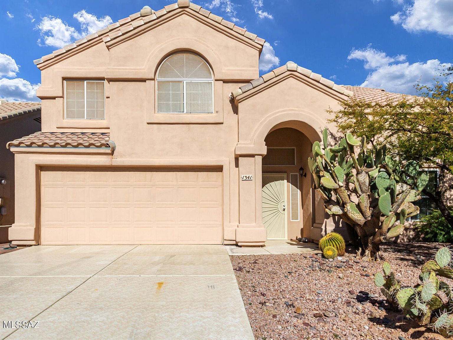 1341 E Volans Pl Oro Valley, AZ 85737 - Thumbnail 4