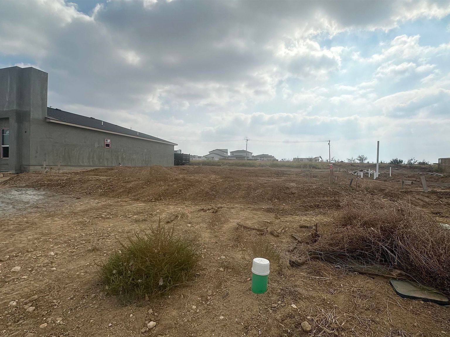 3919 Yoyis St Laredo, TX 78046 - Thumbnail 4