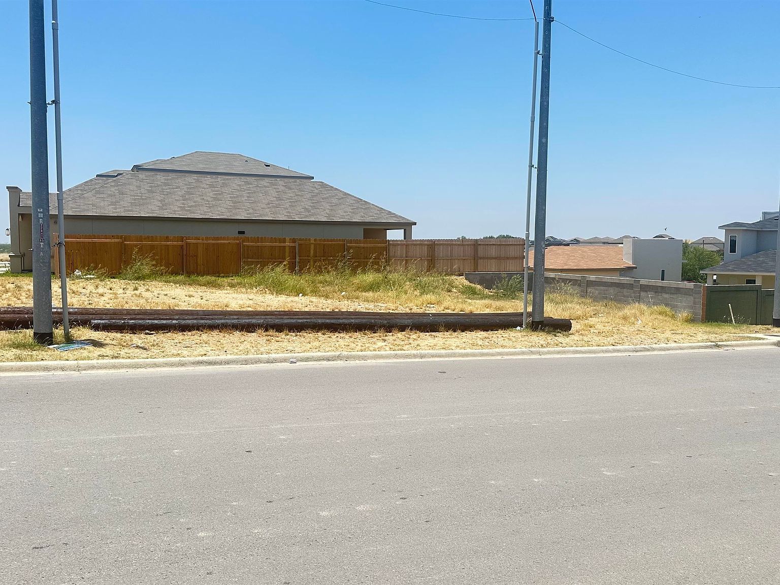 502 Concepcion Dr Laredo, TX 78045 - Thumbnail 4