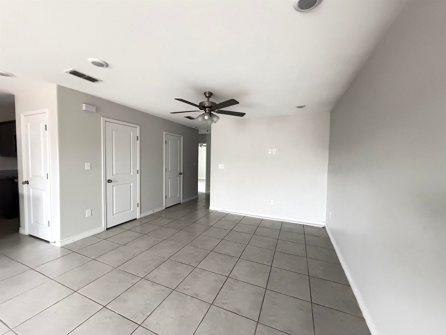 3501 Joaquin Ponce Dr Laredo, TX 78046 - Thumbnail 4