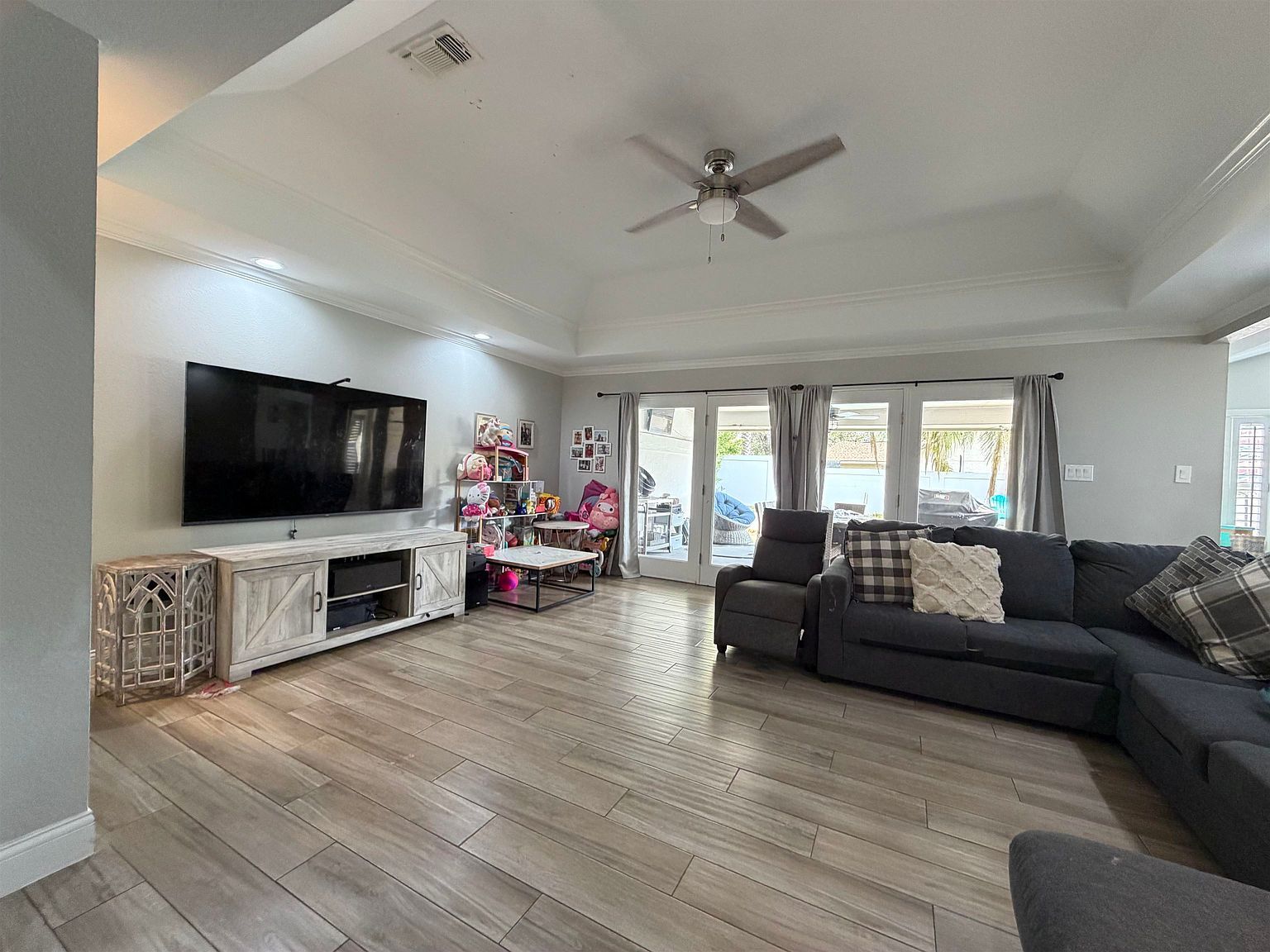 1422 Palmer Dr Laredo, TX 78045 - Thumbnail 4