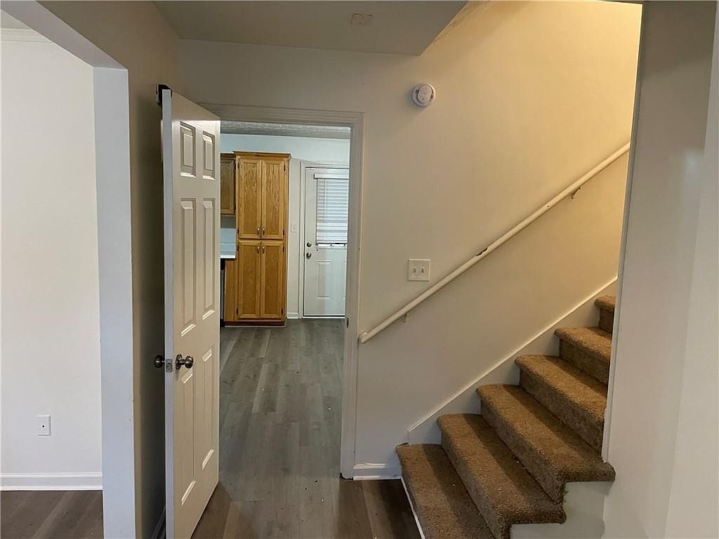 137 Solomon Dr Ellenwood, GA 30294 - Thumbnail 4