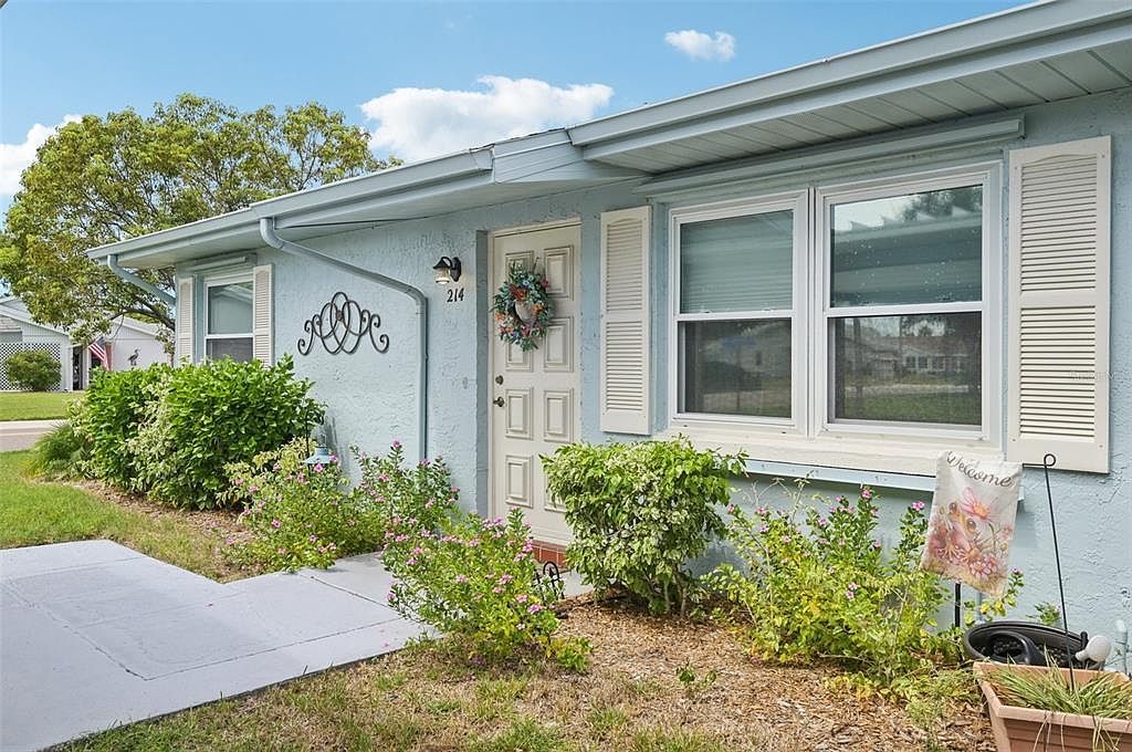 214 Gloucester Blvd Sun City Center, FL 33573 - Thumbnail 4