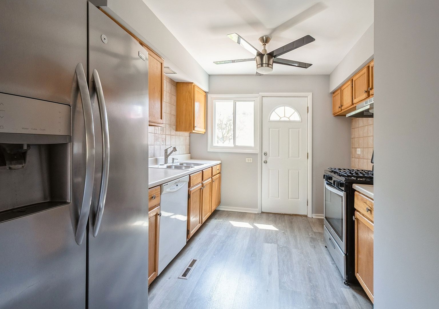 1718 Hovland Ct Evanston, IL 60201 - Thumbnail 4