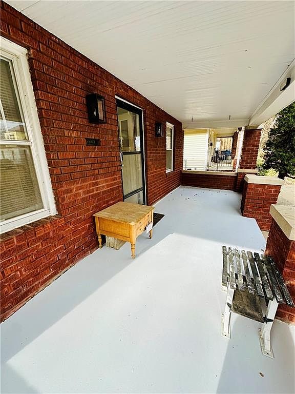 2222 N 3rd St Saint Joseph, MO 64505 - Thumbnail 4