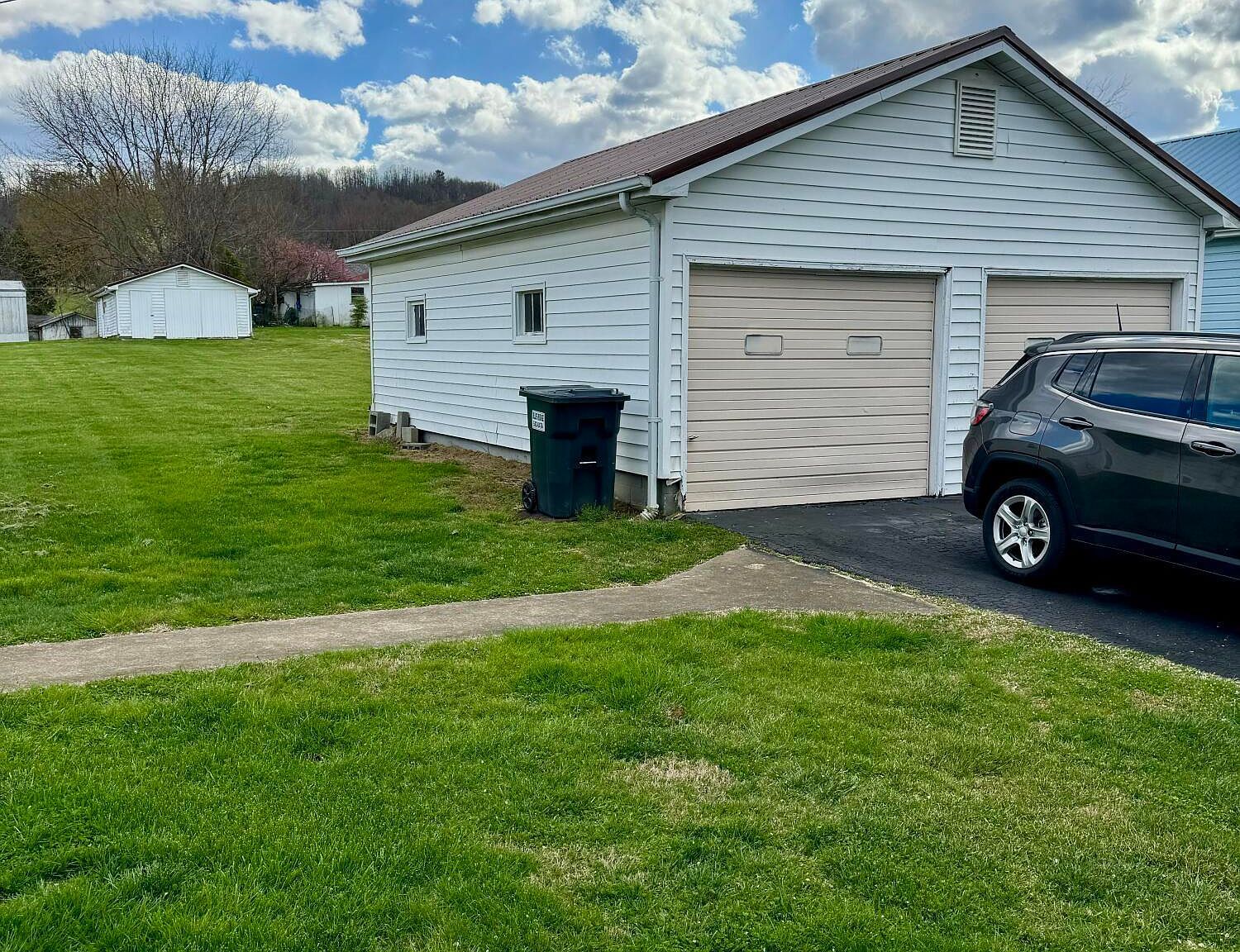 147 Earl Ave Elizabethton, TN 37643 - Thumbnail 4