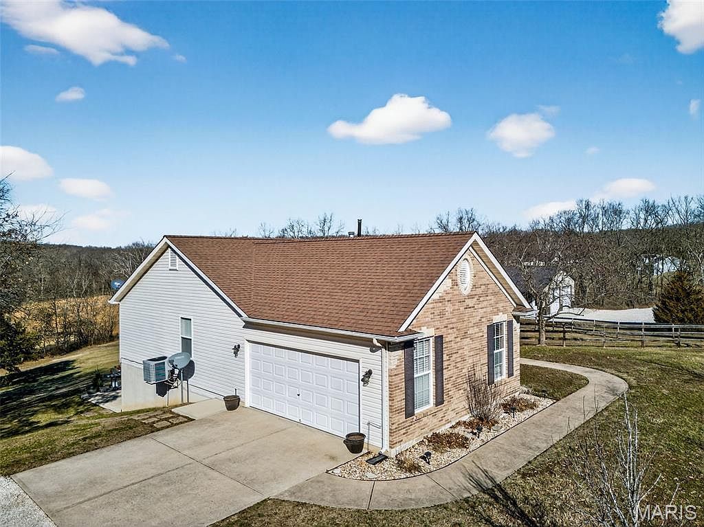 113 Bridlespur Ct Hawk Point, MO 63349 - Thumbnail 4