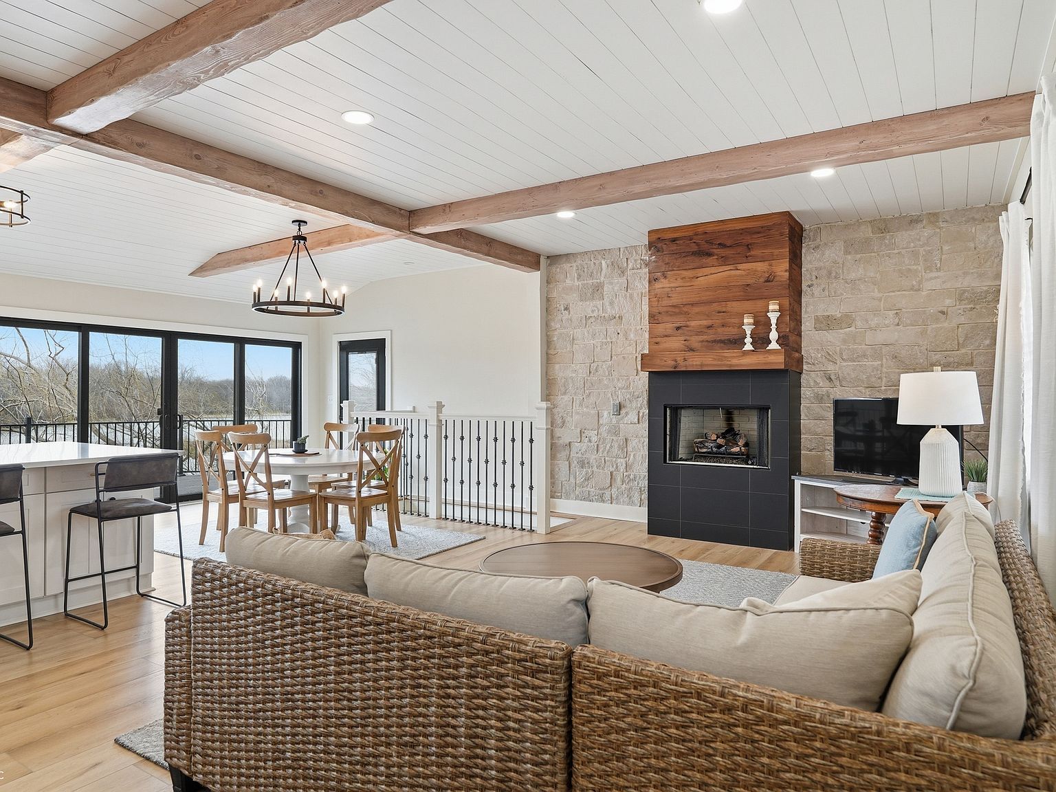 120 Bayshore Dr Cicero, IN 46034 - Thumbnail 4