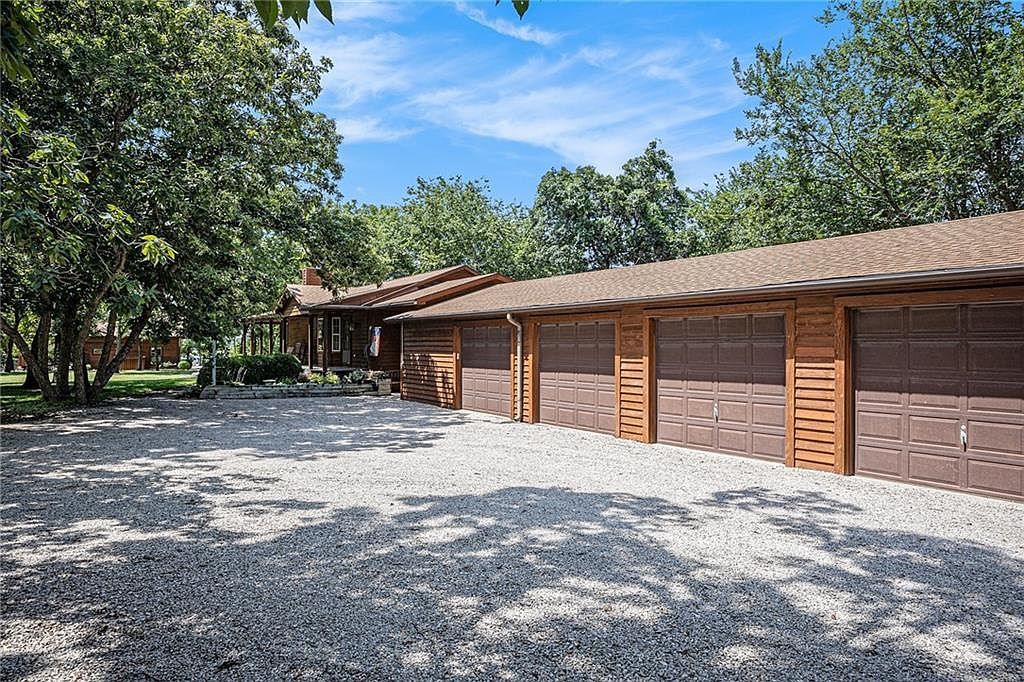 20 Timber Lake Rd Lane, KS 66042 - Thumbnail 4