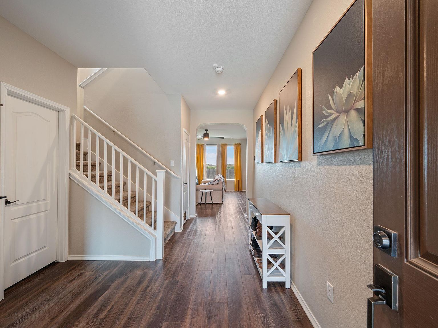 325 Fort William St Hutto, TX 78634 - Thumbnail 4