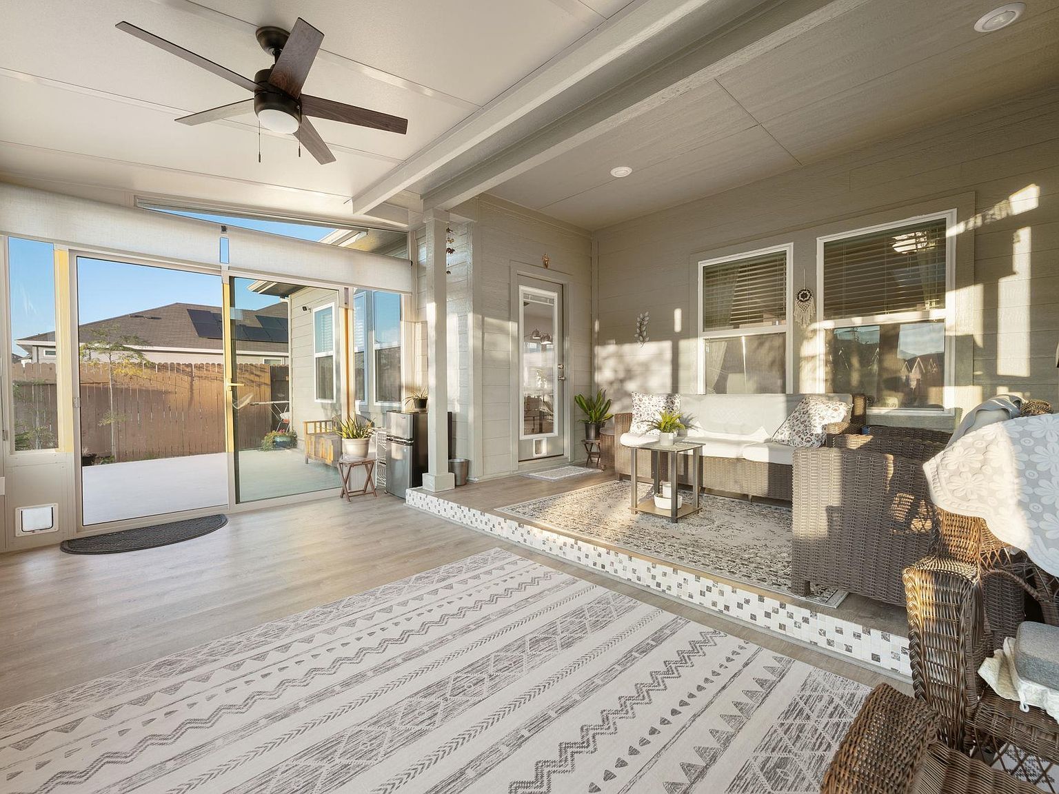 1646 Homestead Farms Dr Round Rock, TX 78665 - Thumbnail 4