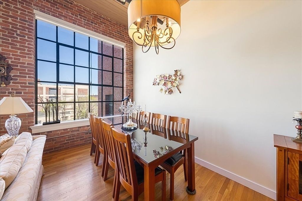 491 Dutton St UNIT 403 Lowell, MA 01854 - Thumbnail 4