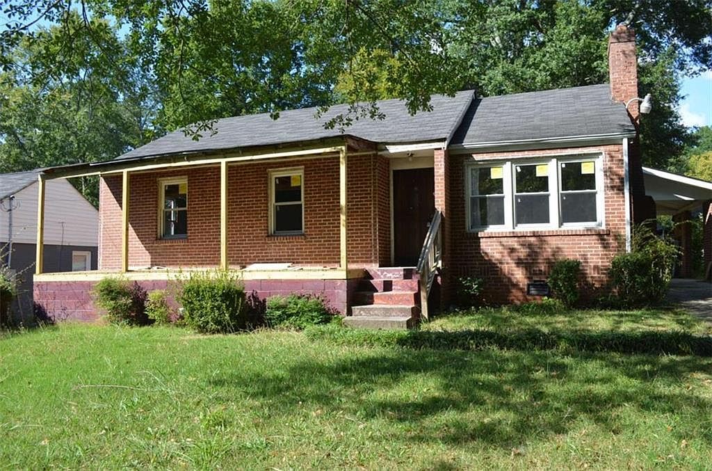 1751 Tiger Flowers Dr NW Atlanta, GA 30314 - Thumbnail 4